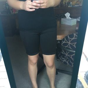 American Eagle Bermuda Shorts